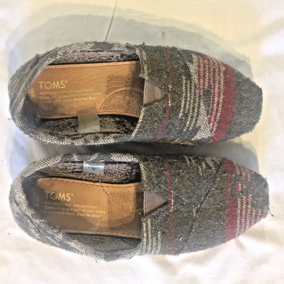 Toms Shoes - TOMS Sz 6 Classics Gray Flannel Fleece Shoes
